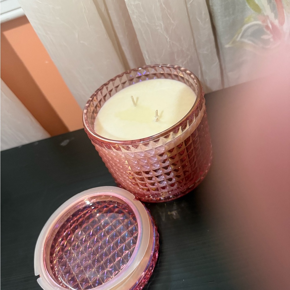 Red Leaf Home Pink Glass Candle Poured in Thailand - Picture 2 of 7
